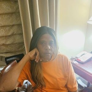 Meet your Posher, Sylvia